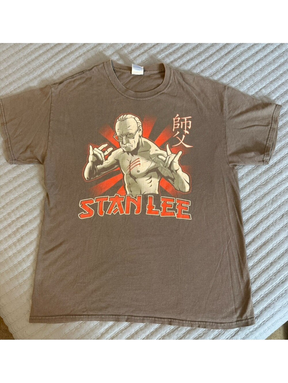 Stan Lee Gray T-Shirt Gildan Youth Size Large
